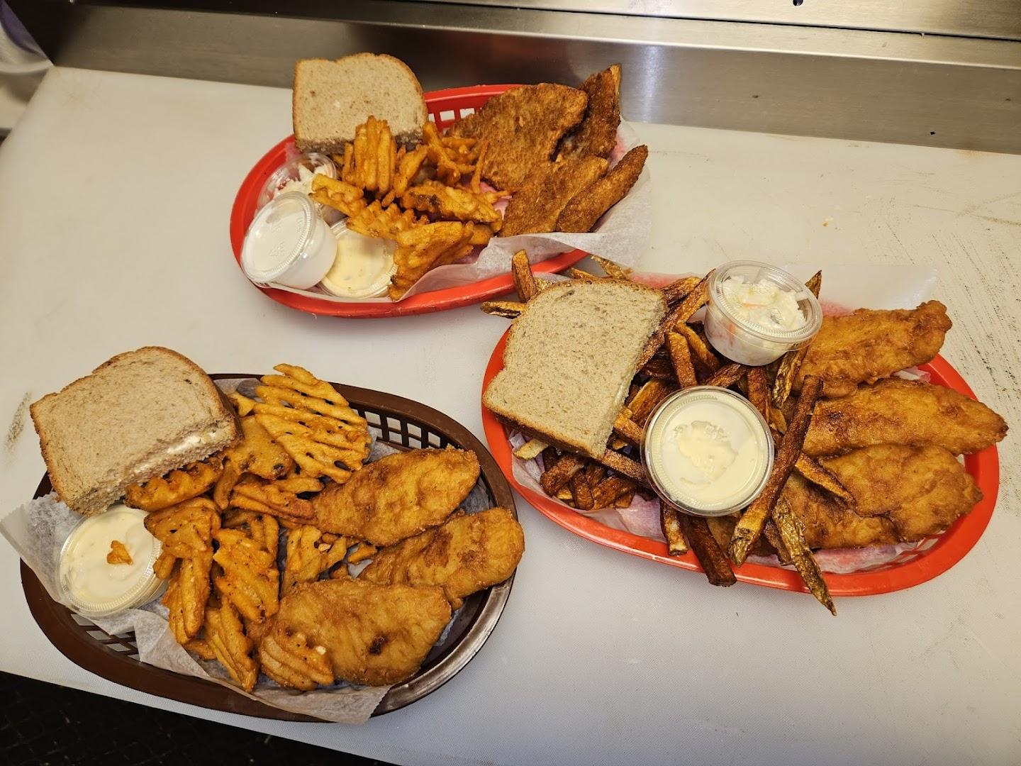 Wolves Den Bar & Grill
